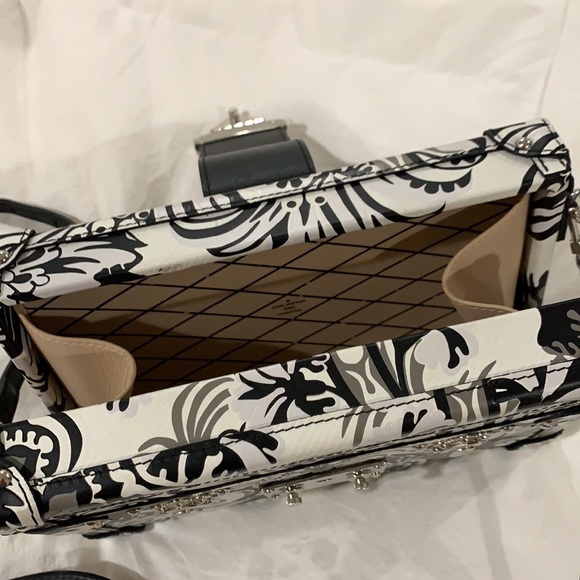 Louis Vuitton Petite Malle bag - Picture 9 of 9